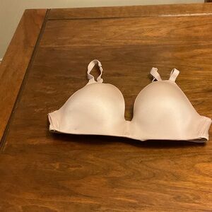 Chic Cream Women's Bra